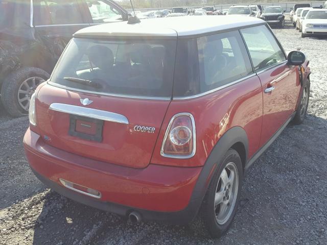 WMWSU3C55BT097653 - 2011 MINI COOPER RED photo 4