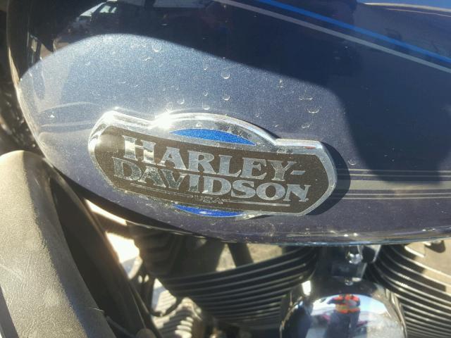 1HD1FC4158Y702771 - 2008 HARLEY-DAVIDSON FLHTCUI BLUE photo 10