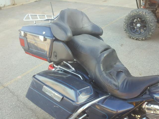 1HD1FC4158Y702771 - 2008 HARLEY-DAVIDSON FLHTCUI BLUE photo 6