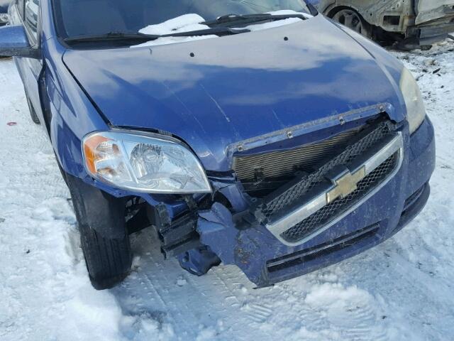 KL1TD56EX9B605234 - 2009 CHEVROLET AVEO LS BLUE photo 9