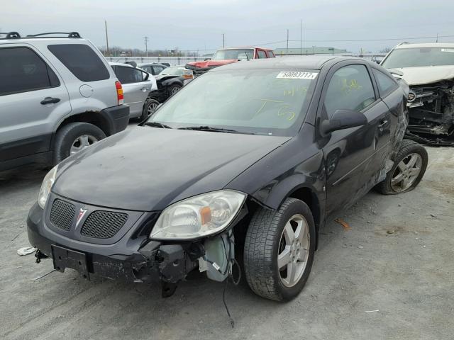 1G2AL15F977228860 - 2007 PONTIAC G5 BLACK photo 2