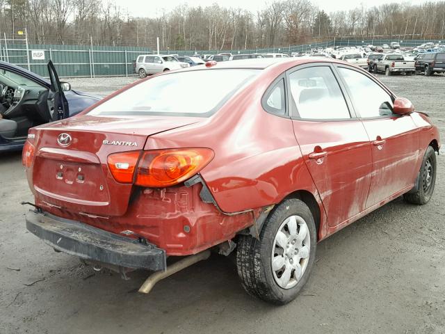 KMHDU46D58U524297 - 2008 HYUNDAI ELANTRA GL RED photo 4