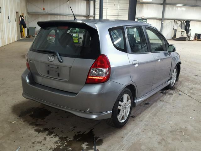 JHMGD38608S016579 - 2008 HONDA FIT GRAY photo 4