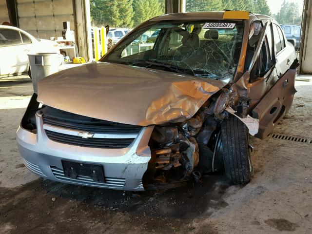 1G1AS58H397252148 - 2009 CHEVROLET COBALT LS SILVER photo 2