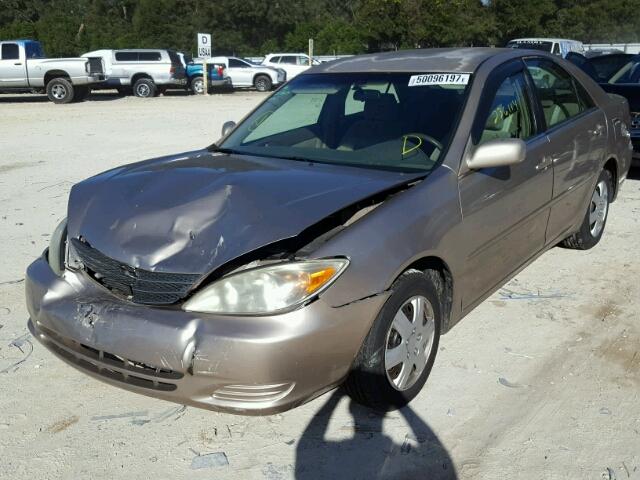 4T1BE32K63U137995 - 2003 TOYOTA CAMRY LE ოქროსფერი ფოტო 2
