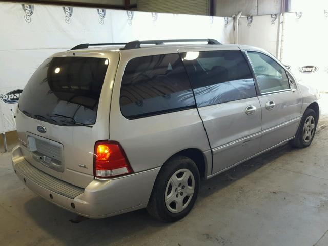 2FMDA52276BA59558 - 2006 FORD FREESTAR S SILVER photo 4