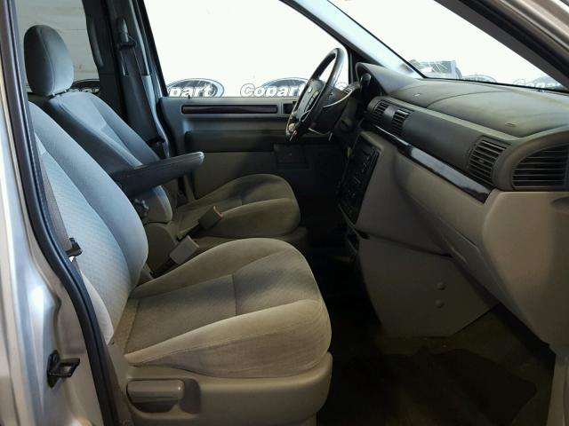 2FMDA52276BA59558 - 2006 FORD FREESTAR S SILVER photo 5