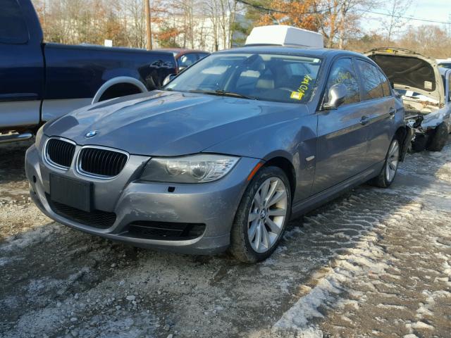 WBAPK5C51BA993757 - 2011 BMW 328 XI SUL GRAY photo 2