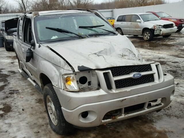 1FMZU77K04UA70815 - 2004 FORD EXPLORER S SILVER photo 1