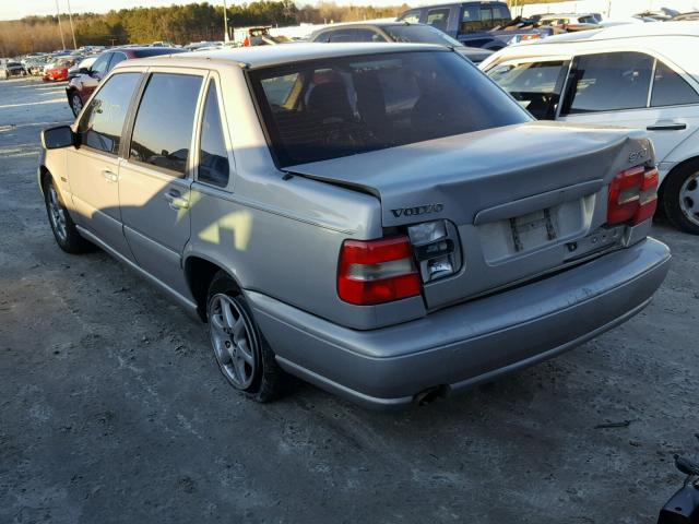 YV1LS5535W1444107 - 1998 VOLVO S70 SILVER photo 3