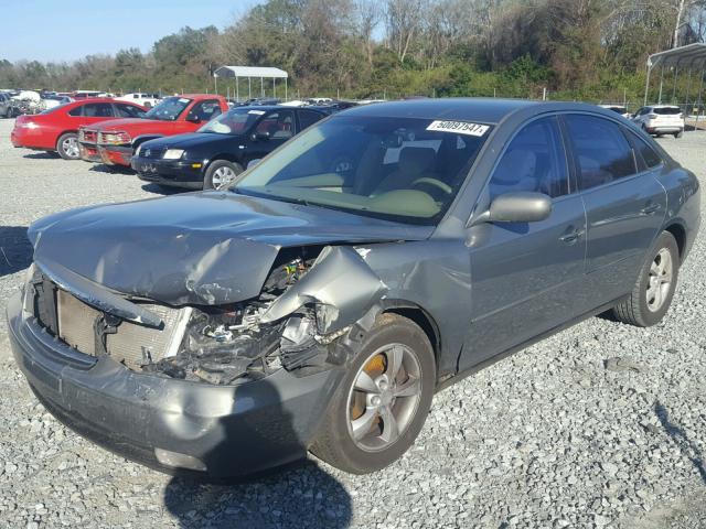 KMHFC46F27A184880 - 2007 HYUNDAI AZERA SE GRAY photo 2