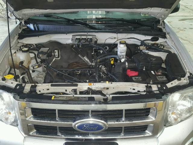 1FMCU03Z48KA57406 - 2008 FORD ESCAPE XLT SILVER photo 7