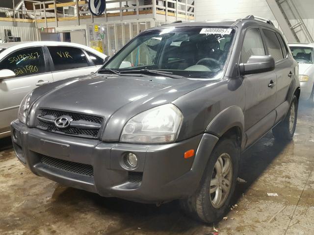 KM8JN12D67U564634 - 2007 HYUNDAI TUCSON SE GRAY photo 2