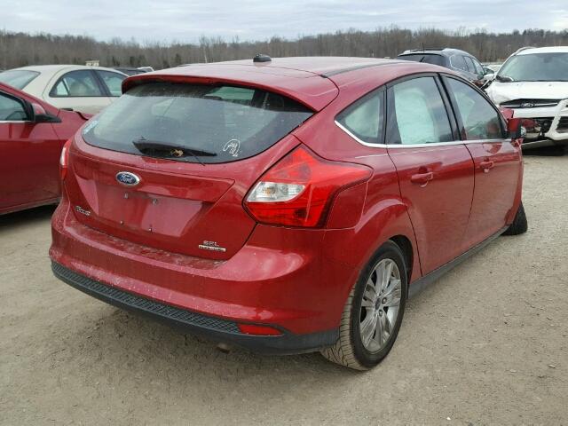 1FAHP3M2XCL404136 - 2012 FORD FOCUS SEL RED photo 4