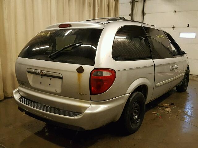 2A4GP54L16R923866 - 2006 CHRYSLER TOWN & COU SILVER photo 4