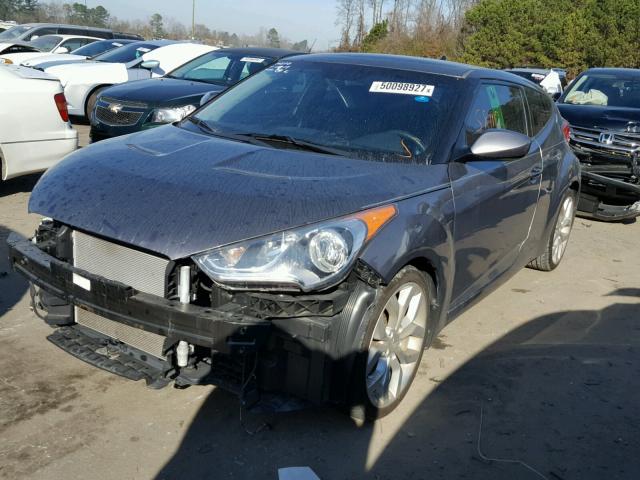 KMHTC6AD7CU028248 - 2012 HYUNDAI VELOSTER B GRAY photo 2