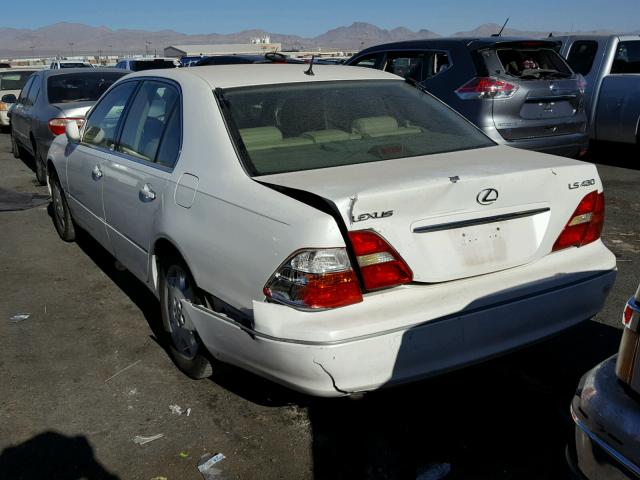 JTHBN30F410019344 - 2001 LEXUS LS 430 WHITE photo 3