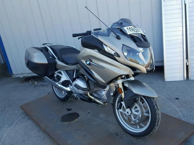 WB10A1306HZ431607 - 2017 BMW R1200 RT SILVER photo 1