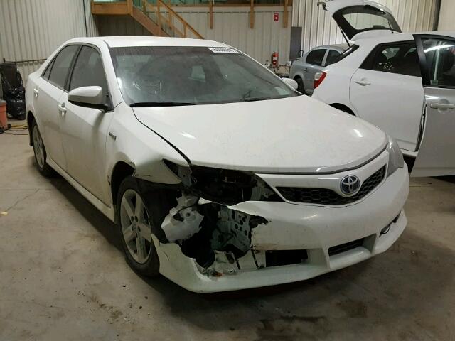 4T1BD1FK1EU130005 - 2014 TOYOTA CAMRY HYBR WHITE photo 1