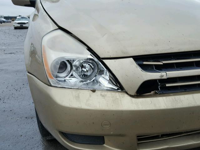 KNDMB233166046973 - 2006 KIA SEDONA EX TAN photo 9