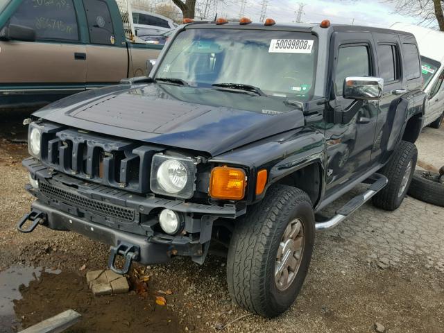 5GTDN136768202183 - 2006 HUMMER H3 BLACK photo 2