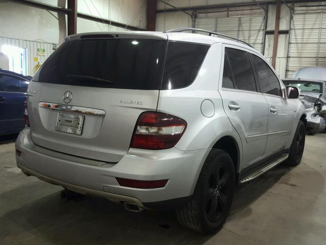 4JGBB2FB6AA611519 - 2010 MERCEDES-BENZ ML 350 BLU SILVER photo 4