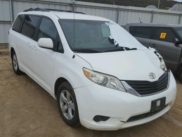 5TDKK3DC7BS043694 - 2011 TOYOTA SIENNA LE WHITE photo 1