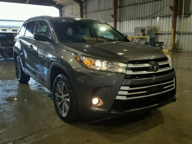 5TDKZRFH7HS190047 - 2017 TOYOTA HIGHLANDER SILVER photo 1