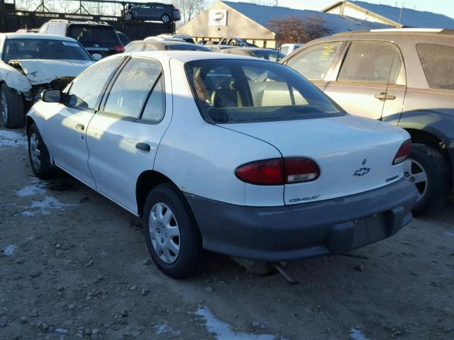 1G1JC5249W7321990 - 1998 CHEVROLET CAVALIER WHITE photo 3