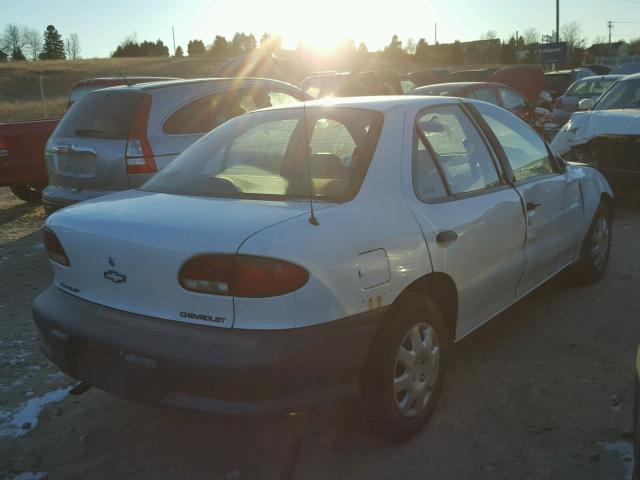 1G1JC5249W7321990 - 1998 CHEVROLET CAVALIER WHITE photo 4