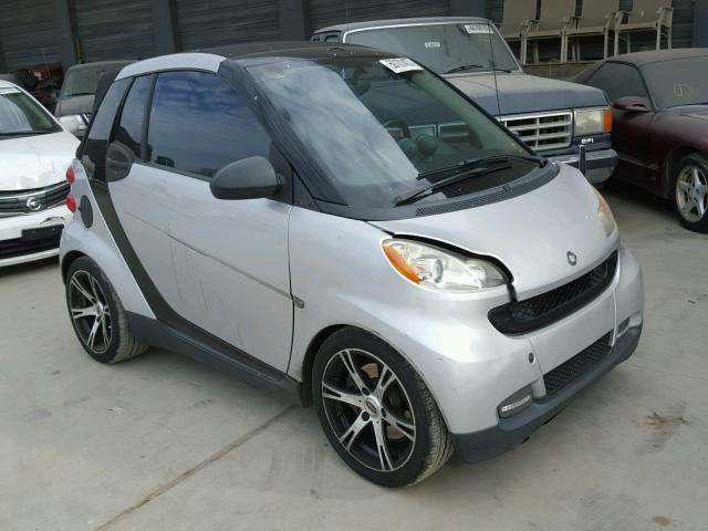WMEEK31X38K140624 - 2008 SMART FORTWO PAS 银色 照片 1