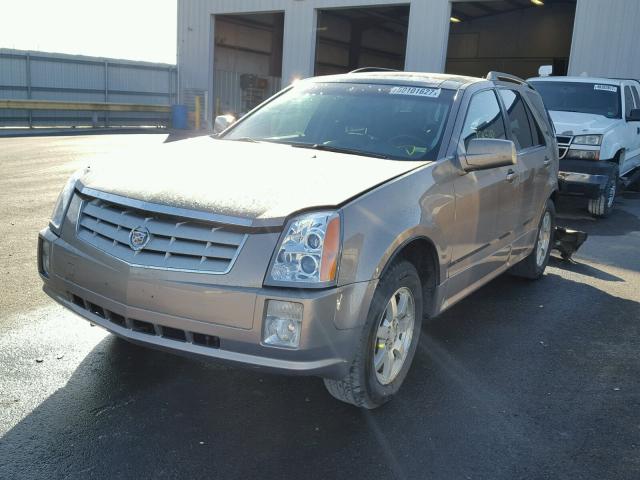 1GYEE637260203686 - 2006 CADILLAC SRX TAN photo 2