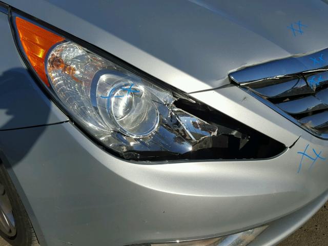 5NPEC4ABXCH423731 - 2012 HYUNDAI SONATA SE GRAY photo 9