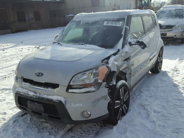 KNDJT2A24A7164545 - 2010 KIA SOUL + WHITE photo 2