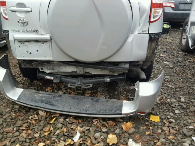 JTMBF33V59D012795 - 2009 TOYOTA RAV4 SILVER photo 9