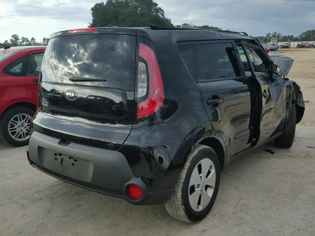 KNDJN2A20F7812240 - 2015 KIA SOUL BLACK photo 4