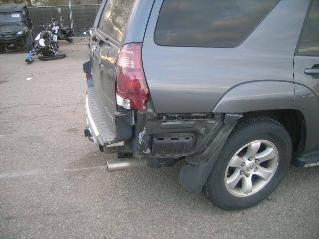 JTEBT14R448013688 - 2004 TOYOTA 4RUNNER SR GRAY photo 9