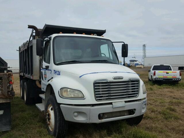 1FVHCYCS24HM85744 - 2004 FREIGHTLINER M2 106 MED WHITE photo 1