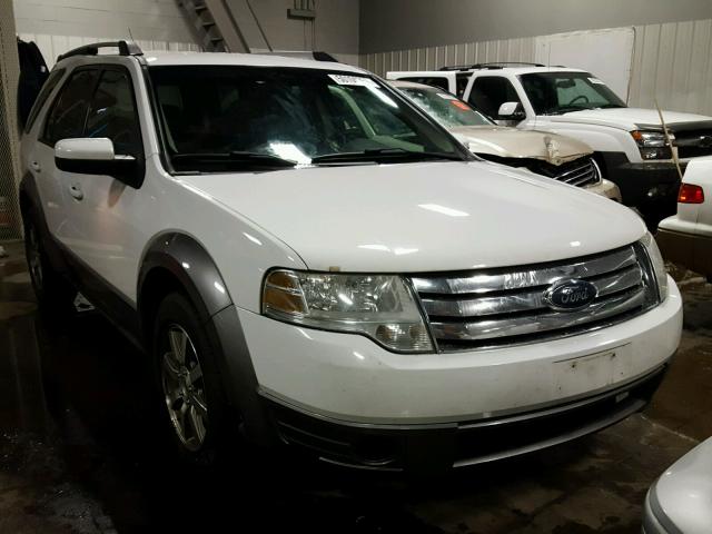 1FMDK05W28GA18426 - 2008 FORD TAURUS X S WHITE photo 1