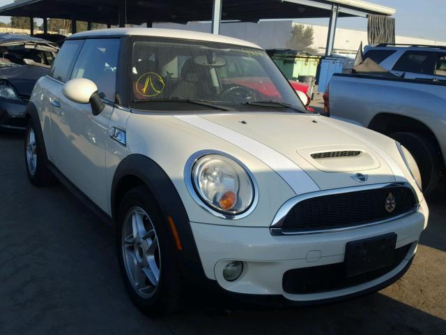 WMWMF73509TW81138 - 2009 MINI COOPER S WHITE photo 1