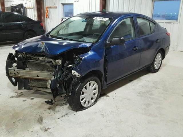 3N1CN7AP0CL831575 - 2012 NISSAN VERSA S BLUE photo 2