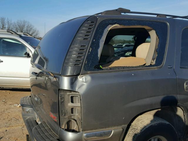 1GKEK13TX1R142563 - 2001 GMC YUKON GRAY photo 9