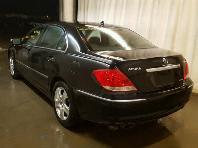 JH4KB16506C005300 - 2006 ACURA RL BLACK photo 3