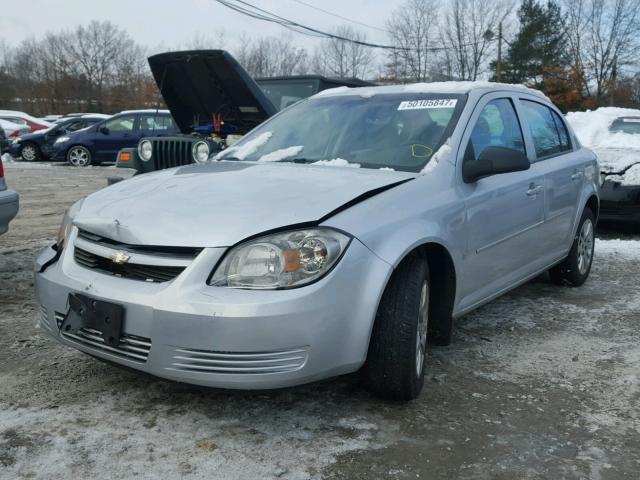 1G1AS58H597142217 - 2009 CHEVROLET COBALT LS SILVER photo 2