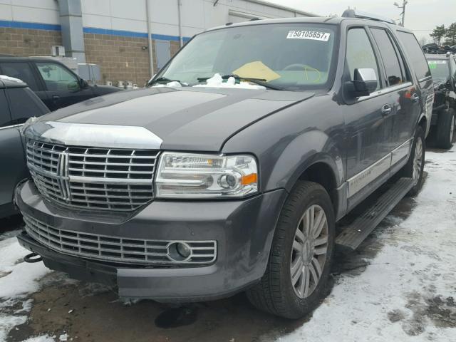 5LMJJ2J50AEJ03682 - 2010 LINCOLN NAVIGATOR GRAY photo 2