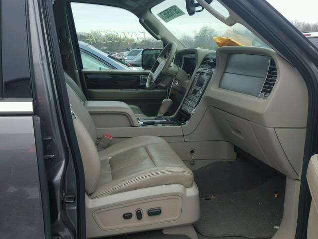 5LMJJ2J50AEJ03682 - 2010 LINCOLN NAVIGATOR 灰色 照片 5