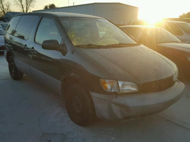 4T3ZF13C2WU007991 - 1998 TOYOTA SIENNA LE GREEN photo 1