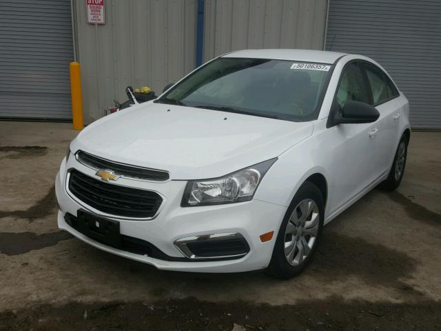 1G1PA5SH6F7260603 - 2015 CHEVROLET CRUZE LS WHITE photo 2