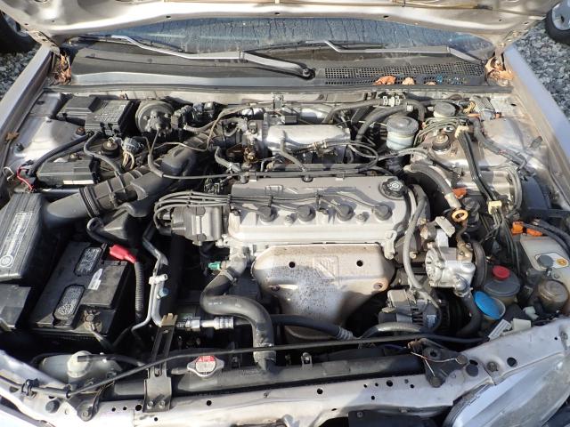 1HGCD5562VA037422 - 1997 HONDA ACCORD EX GOLD photo 7