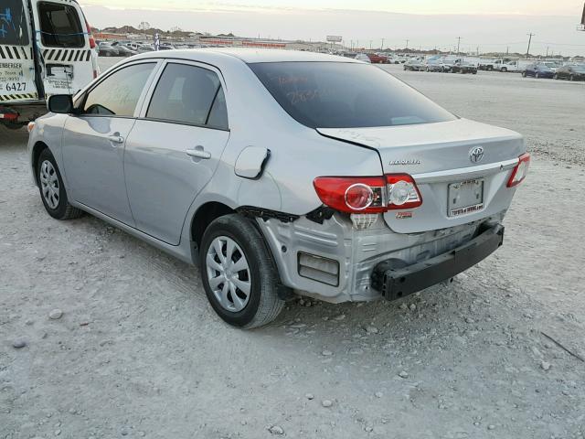 2T1BU4EE1DC071468 - 2013 TOYOTA COROLLA BA SILVER photo 3